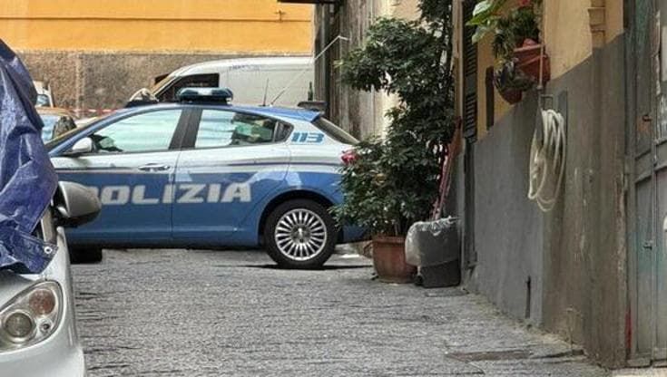 Napoli, spari ai Quartieri spagnoli: due “stese”, scontro tra giovani gruppi armati