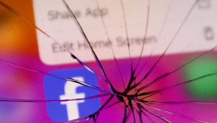 Meta ha brevettato un modo per far stare sui social anche i defunti