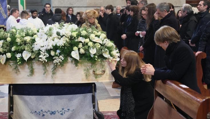 I funerali di Giovanni Tamburi: “Ci hai sorpassato tutti per andare dove nasce la musica”
