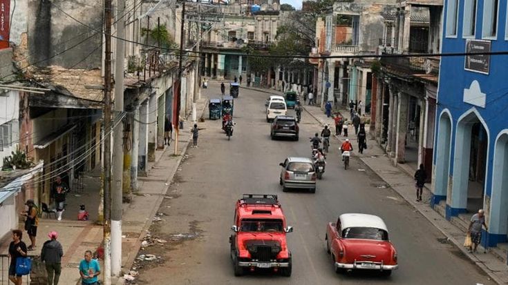 A Cuba scatta l’opzione zero: drammatiche misure per sopravvivere al bando Usa del petrolio