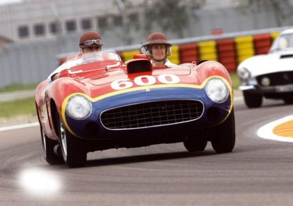 Livrea #18, ispirata alla Ferrari 290 MM del 1956