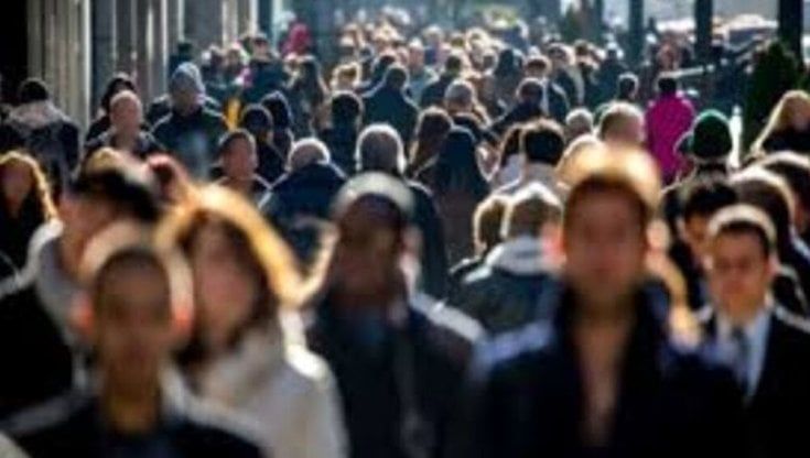 Prosegue il calo della popolazione residente nel Parmense. Nati al minimo storico da 20 anni
