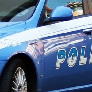 Milano, 70enne violentata al rientro dalla spesa: fermato 42enne, aveva già una condanna a 10 anni