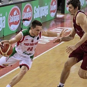 Basket, Champions League: Venezia crolla in Turchia, Bell rialza Sassari