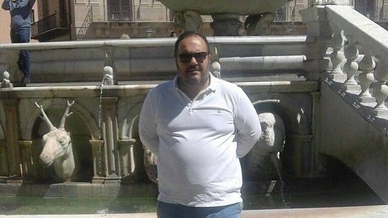 Palermo: perde il lavoro, sceglie di "proteggere" piazza Pretoria dai vandali