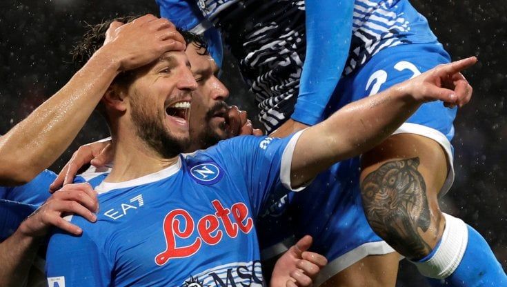 Le pagelle di Napoli-Lazio: Mertens d'autore, Reina ex senza mordente