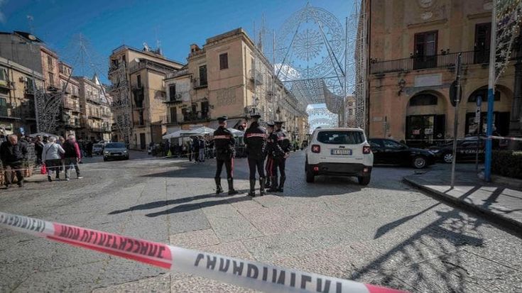 I tre morti di Monreale, la madre del killer in carcere: “Sei diventato un uomo”