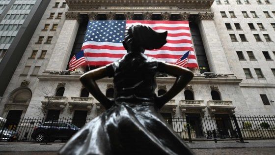 New York, la ricchezza non basta. Così il virus trafigge la città che non vuole rinunciare alla libertà