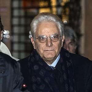 Mattarella pronto per il giuramento, presente anche Berlusconi. Delrio: "Invito segnale di apertura"