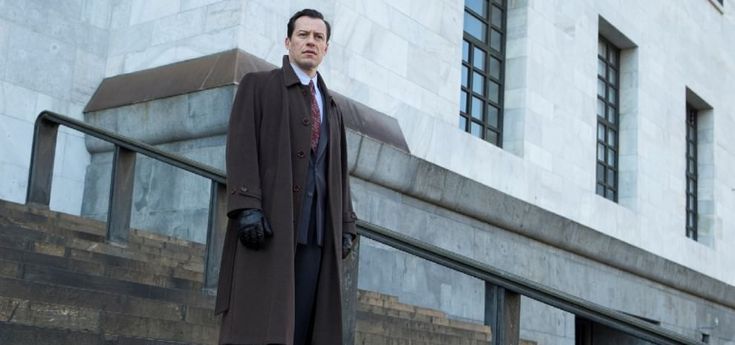 "1992", la fiction tv su Mani pulite arriva al festival e conquista l'Europa