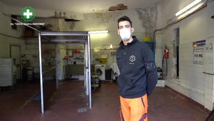 Croce Bianca, nel tunnel del disinfettante per proteggersi dal virus