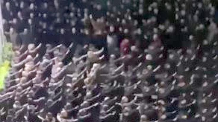 Raduno antifascista oggi a Firenze dopo i saluti romani di via Acca Larentia