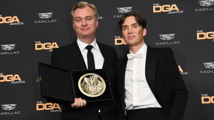 Oscar, ecco i favoriti: Oppenheimer in pole, Maestro prende quota, ma occhio alle sorprese