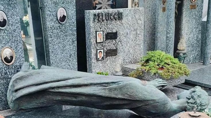 Turbigo, i ladri devastano il cimitero: statue ribaltate, cappelle scassinate e vasi trafugati