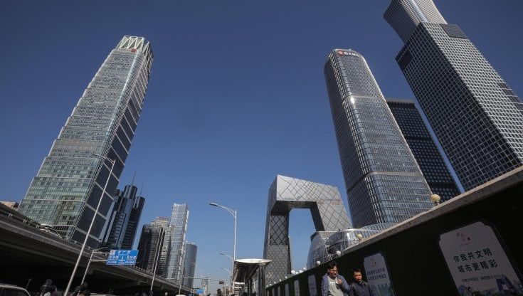 La Cina rallenta: pesano energia, Evergrande e i nuovi focolai di Covid