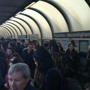 De Magistris sul caos trasporti: "La protesta Anm è ingiustificata"