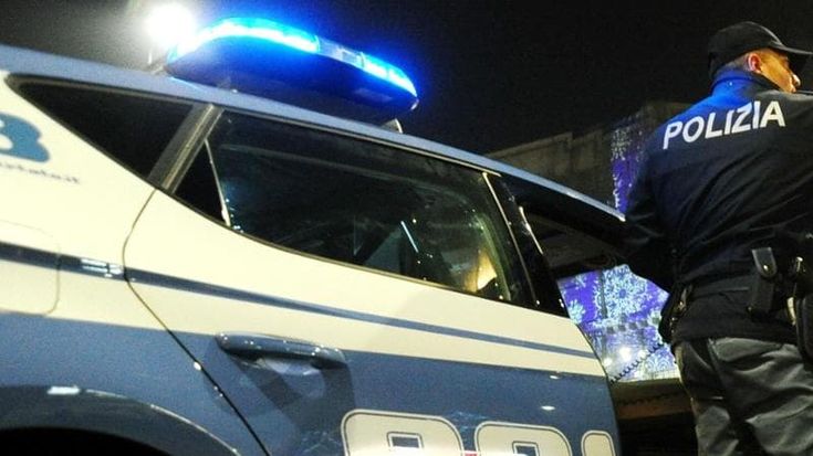 Tre aggressioni nel weekend a Milano: cinque persone accoltellate in diverse zone della città