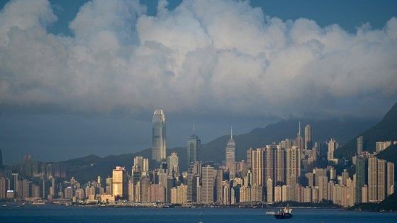 Hong Kong: il governo si divide e pensa a un rinvio della discussione sulla legge per l'estradizione 