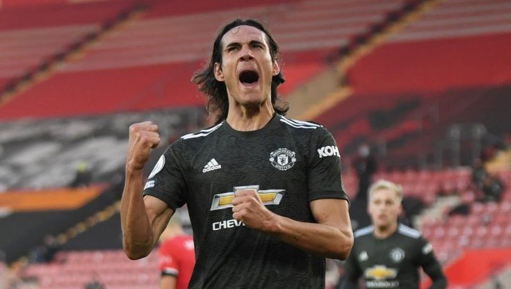 Premier, frase razzista sui social: Cavani rischia tre giornate di squalifica