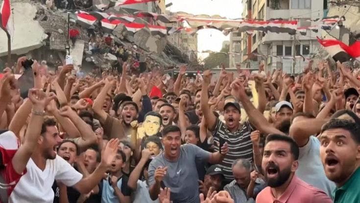 Mondiali, i palestinesi seguono Argentina-Egitto tra le macerie di Gaza