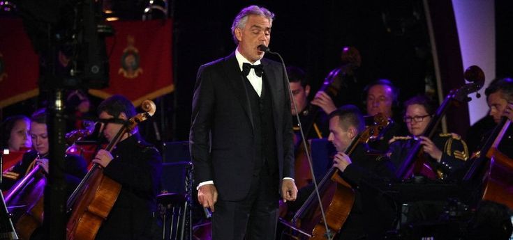 Arriva biopic su Andrea Bocelli, nel cast Antonio Banderas e Toby Sebastian
