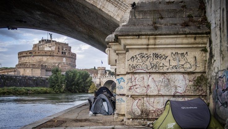 Il popolo invisibile che vive sotto Roma