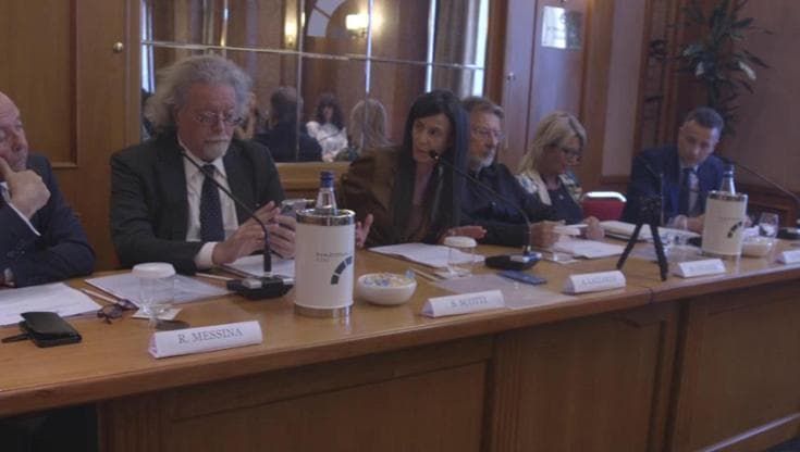 Patologie croniche: la campagna "Io aderisco, tu che fai?" per migliorare l'aderenza