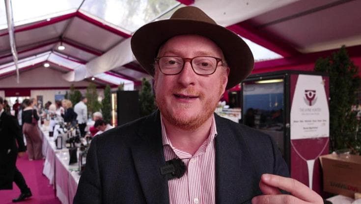 Le golosità (quasi) impossibili da abbinare al vino: i consigli del sommelier Paolo Porfidio