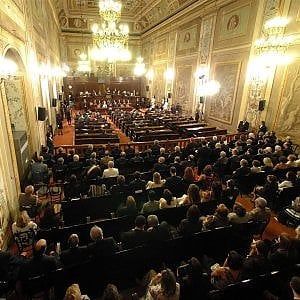 Musei senza soldi, ma l'Ars spende in calendari e presepi