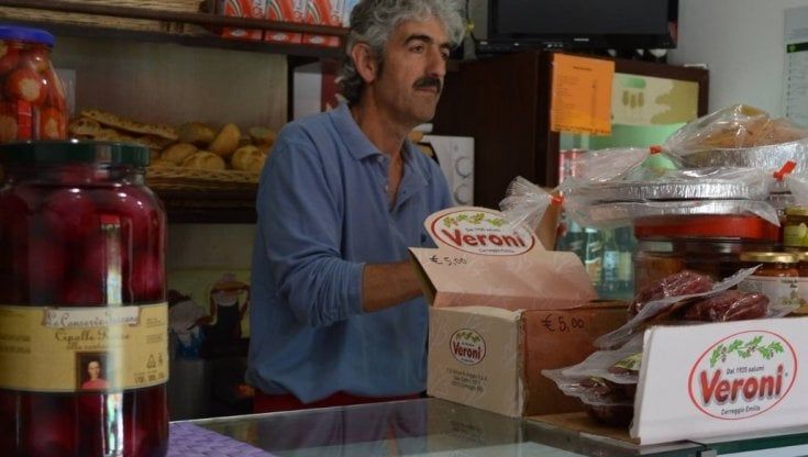 Per tre volte sindaco di Castellina Marittima: “Adesso ho perso e torno a fare il salumiere” 