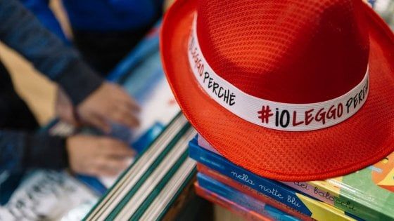 Libri nelle scuole, riparte #ioleggoperché