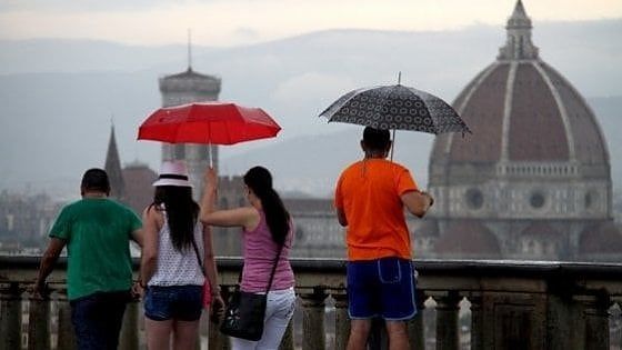 Maltempo, allerta arancione in Toscana per temporali forti 