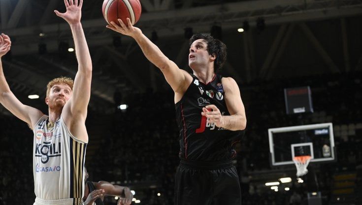 Eurocup, la Virtus crolla nel finale a Gran Canaria