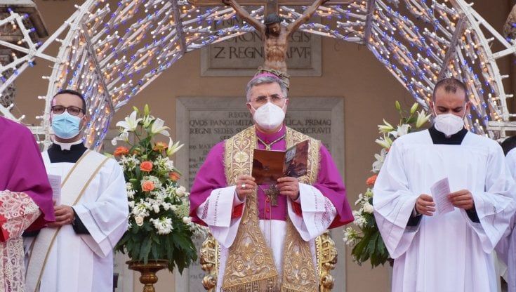 Festino, Lorefice alla città: "Viviamo la pandemia come un’opportunità per ripensare Palermo"