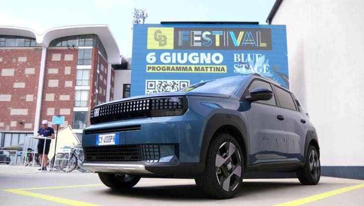 G&B, Fiat Grande Panda al Festival: "Elettrica, ibrida e con gli Interni in materiale riciclato"
