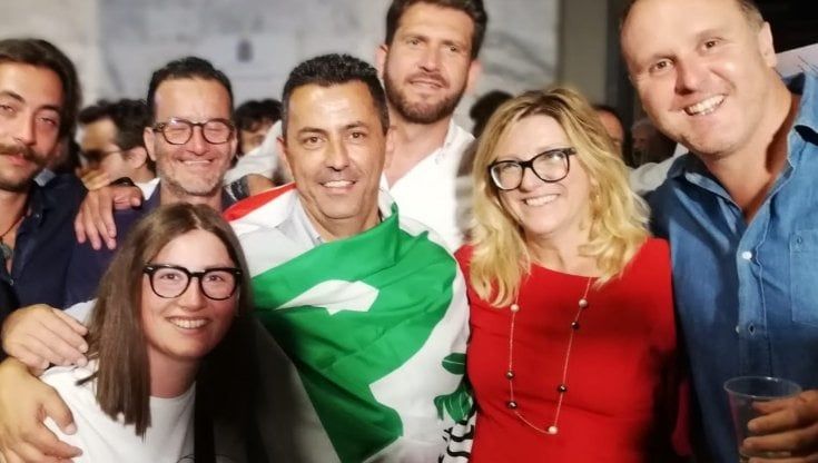 A Carrara l’entusiasmo di Arrighi: “Premiata la coerenza farò una squadra politica”