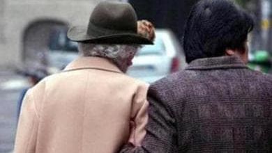 Decreto flussi, il fallimento delle quote badanti: tutte donne ma le domande riguardano solo uomini