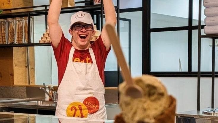Vent1, la bottega dei sorrisi, nata dall’amore per un fratello con sindrome di Down