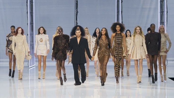 Carla Bruni, Naomi Campbell, Milla Jovovich: le super top per i 10 anni di Olivier Rousteing da Balmain