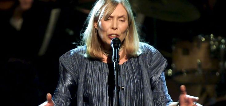 Musica, malore per Joni Mitchell: ricoverata in ospedale, è in terapia intensiva