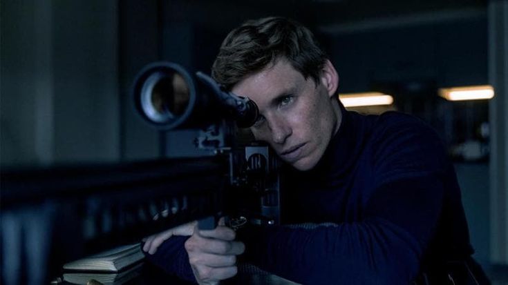 “Lo sciacallo” di Eddie Redmayne avrà una seconda stagione