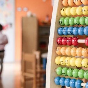 Coronavirus, a Caserta ludoteche aperte con i bambini dentro: denunciati i titolari
