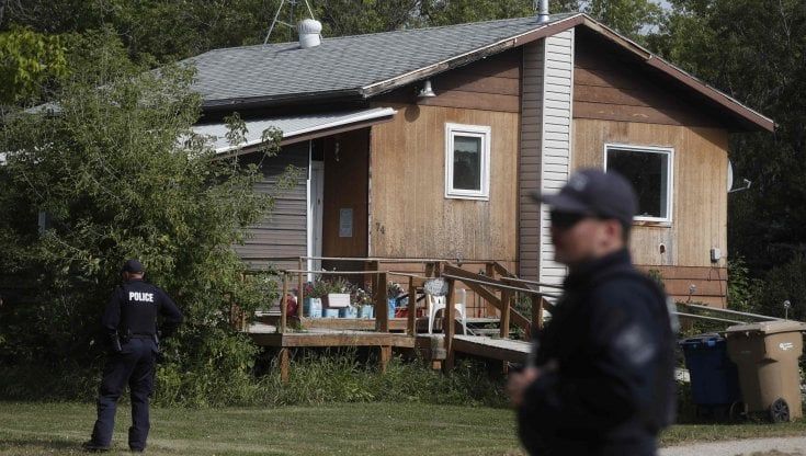 Canada, muore dopo l'arresto il killer in fuga: con il fratello ha ucciso 10 cittadini a coltellate