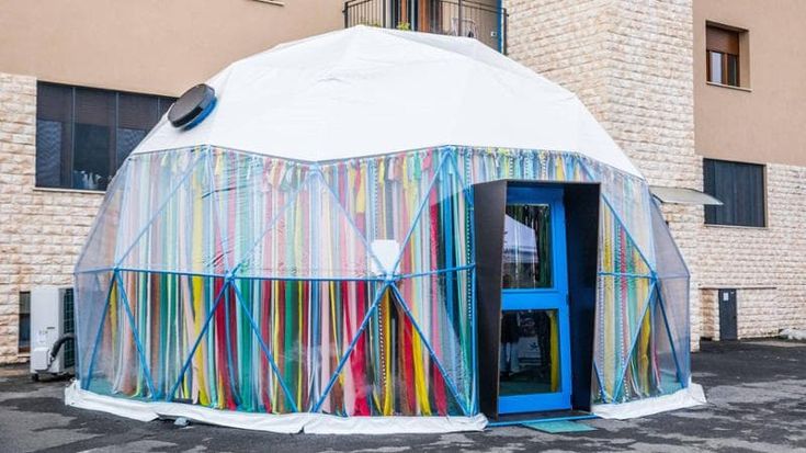 Un igloo della musica per i senza tetto. Franco Mussida: “Arte per curare le anime dei più fragili”
