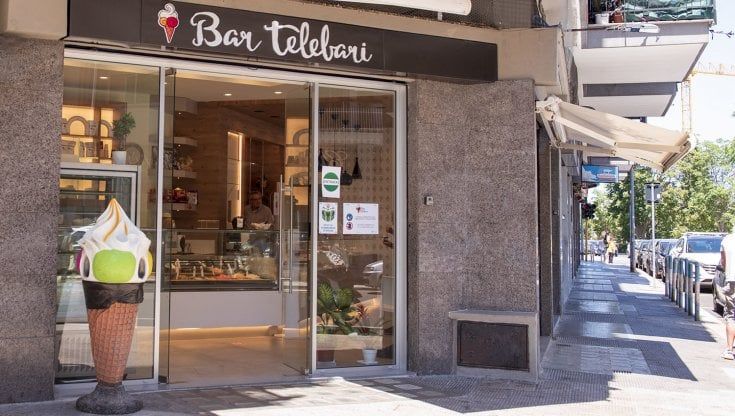 Caro bollette, anche lo storico bar TeleBari si arrende: "Non so quando riapriremo, per 50 anni abbiamo resistito a tutto"