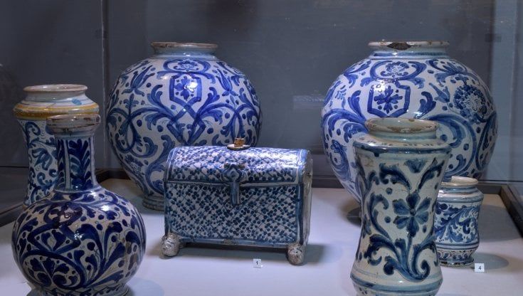 Da Trieste alla Sicilia, un tesoro di ceramiche racconta una famiglia