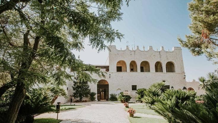 Ampliamenti regolari a Villa Menelao, archiviata inchiesta sui tecnici comunali