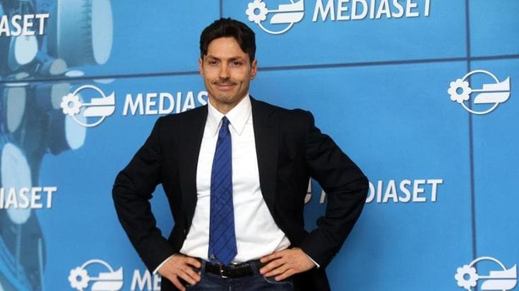 Mediaset resiste all’assalto della premier. Coi fratelli Berlusconi adesso è guerra aperta