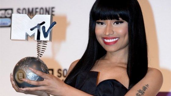Nicki Minaj annuncia: "Lascio tutto per dedicarmi alla famiglia"