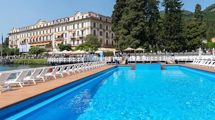 Prima delle infradito, c’erano i Grand Hotel